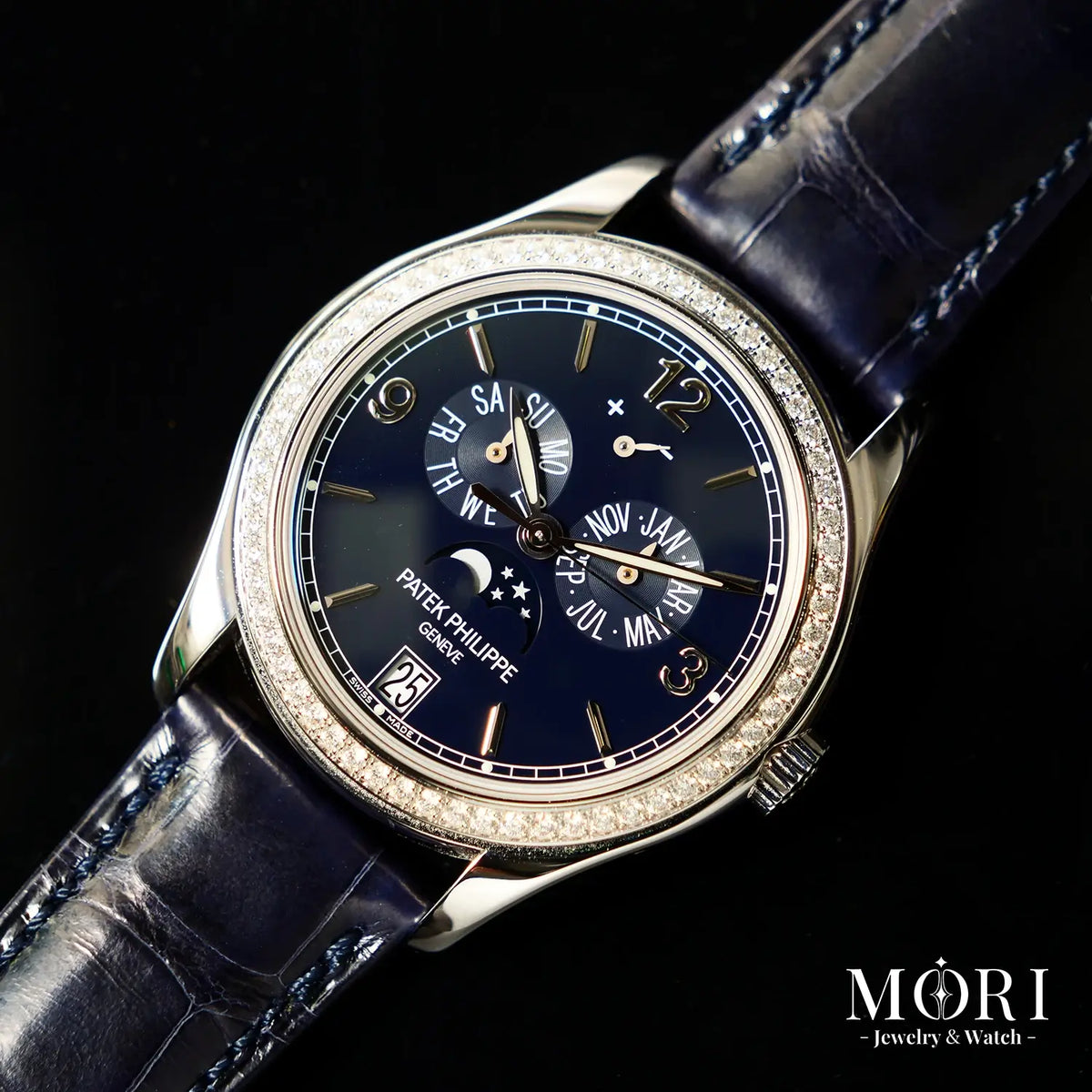 [Mint Condition] Patek Philippe Annual Calendar 5147G-001 Navy Blue